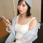 【VR】クールな美容師がデレた日。妹の彼氏に言い寄られてメス顔を見せると、超敏感なカラダを責められ戸惑い逆NTR。 天馬ゆい - 8