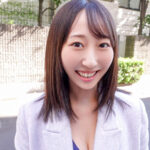 欲求不満な若妻がSNSで知り合った奥手男子を手籠めにする。 山下紗和 - 1
