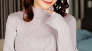 お目々パッチリ清楚美女がマッチングで隠れ淫乱全開◆ 欲求溜まりすぎて大爆発◆笑顔可愛い清楚系がすぐチ○コ触って乳首責めで即イキ！ローターオナニー→極太バイブご奉仕フェラ→生挿入鬼ピストン連発中出し！ 首絞め尻叩きで2回戦大量種付け、朝まで生ハメ確定◆