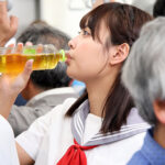 ミニスカ生足羞恥10 短いスカートをめくってバックからやりまくれ！ - 8