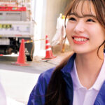 引きこもり支援センターで働く心優しい指導員のお姉さんが童貞君の筆おろしに挑戦！母性溢れるご奉仕フェラやピンク色の天使のおま○こで童貞君を優しく包み込む！金玉空になるまで何度も中に出しました！ - 1
