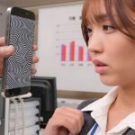 「いいなり催●アプリ」でオナホ化。ボクを罵倒しながらも、自分から挿入してくれるチン媚びマ○コにしてやった。 木下ひまり - 2