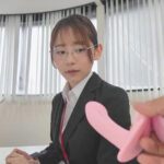 SOD女子社員人事部2年目与田ひかげが悶絶ガマン業務に挑戦！未来の後輩が見守る中で責められ会社説明会！ - 2